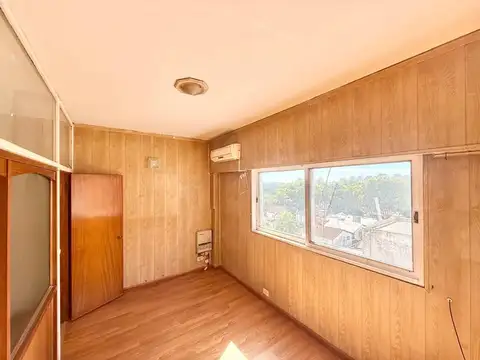 Oficina venta Vicente Lopez Luminosa