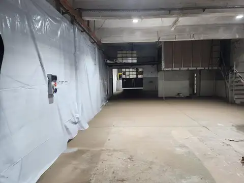 Galpon en Venta en Villa Ballester, USD 165.000