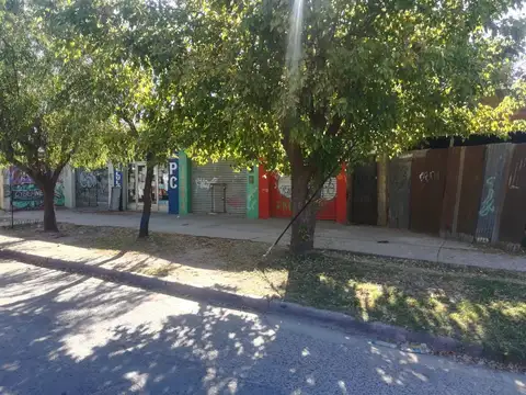 Local en Venta en Longchamps, USD 270.000