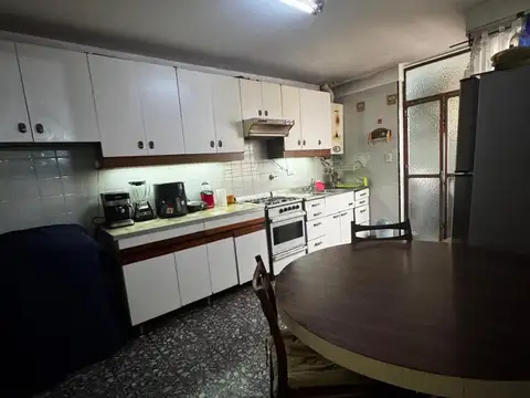 Depto en Venta en Pavon 4327.