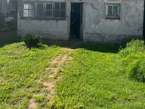 Casa en Venta en Castelar, USD 79.000