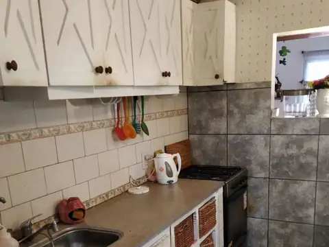 Casa 3 ambientes con 2 baños