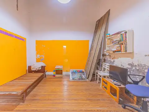 VENTA CASA ANTIGUA EN PH PLANTA ALTA A RECICLAR