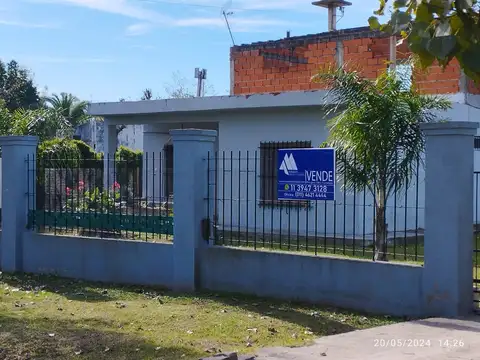 Casa Quinta de 3 ambientes en Paso del Rey  