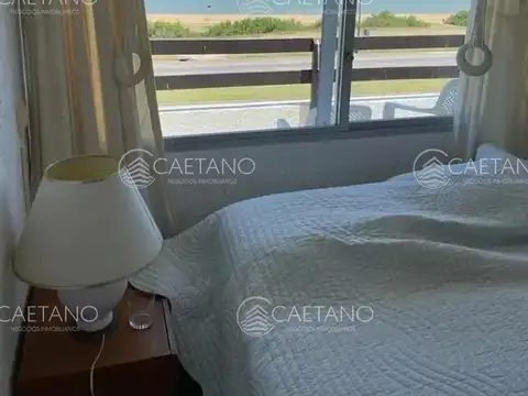 Apartamento en venta zona Pinares.