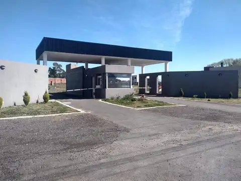 Hermosos lotes en venta en Barrio V Federico Iº - Sourigues