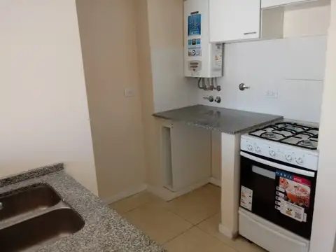 Departamento en Alquiler en Parque Chacabuco, $ 1.100.000