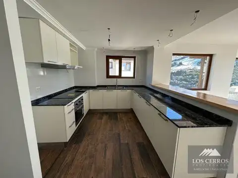 Departamento en Venta en Villa Cerro Catedral, USD 369.300