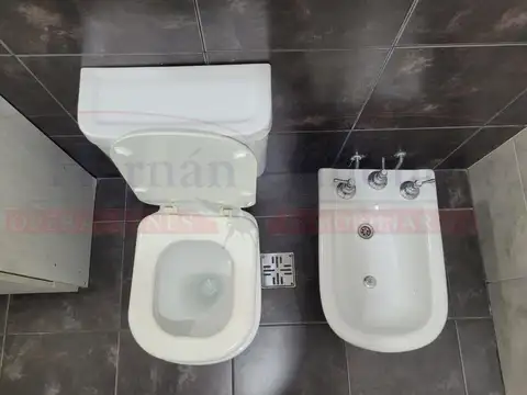 Departamento en Alquiler con 1 cocheras