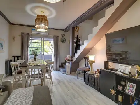 VENTA PH 4 AMBIENTES LINIERS