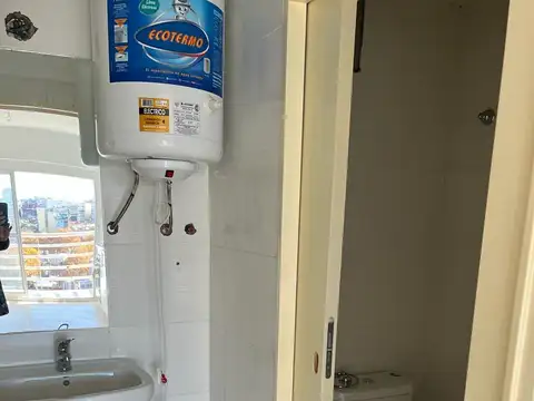 EXCELENTE MONOAMBIENTE