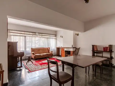 Depto Tipo Casa en Venta de 6 dormitorios