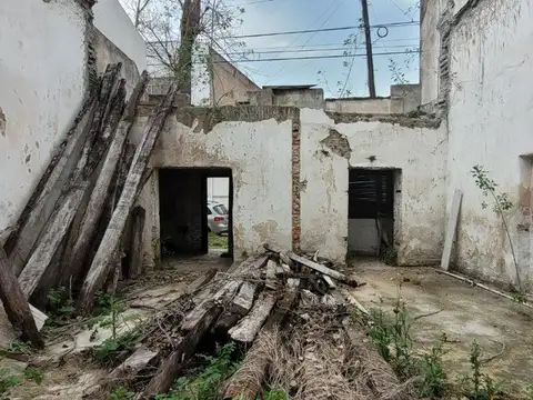 Lote terreno en Lanús Oeste - Excelente ubicación