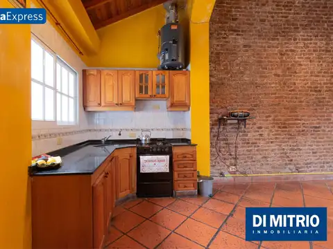 Depto Tipo Casa en Venta al Oeste