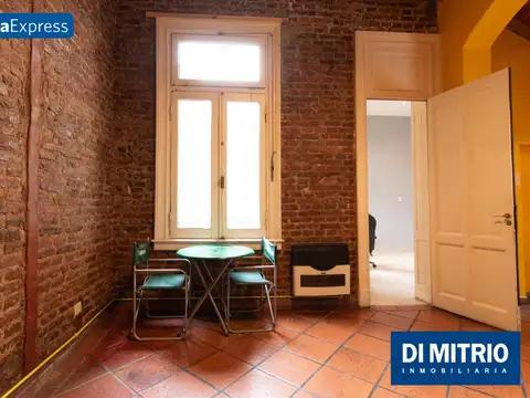 Depto Tipo Casa en Venta 70 años