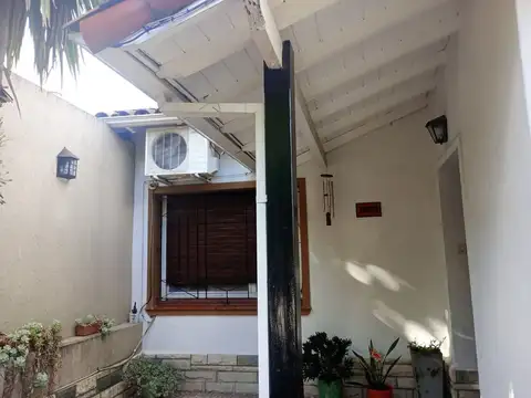 Casa 4 ambientes c/patio y pileta APTA CREDITO
