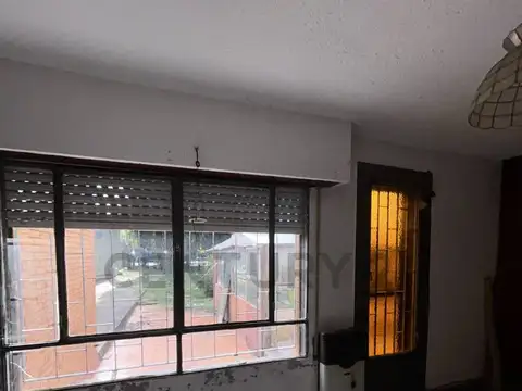 Camino General Belgrano e/ 527 y 10 , Piso 0