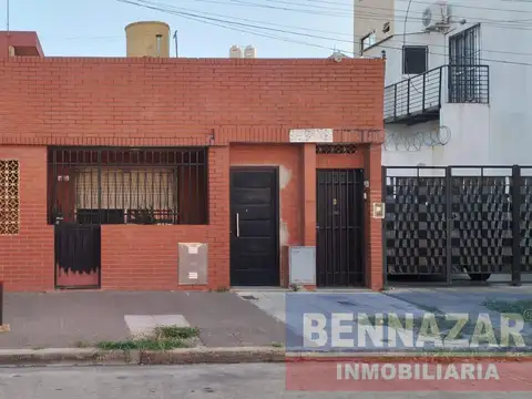 JUNIN  al 1600. VILLA MAIPU - SAN MARTIN