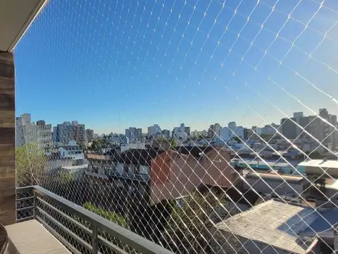 Departamento en Venta en Caseros 3 Amb con balcón parrilla y cochera Apto crédito