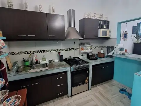 Venta Quilmes. Casa 5 amb c/ gge y patio.