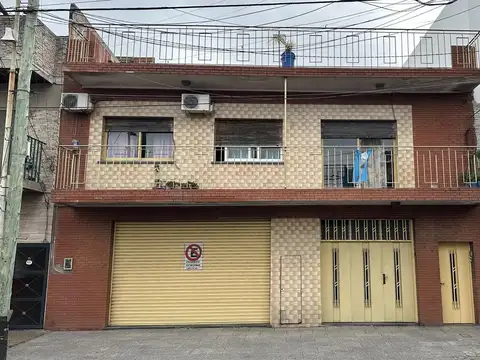 Venta Casa de 6 ambientes en La Tablada