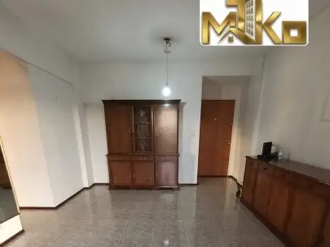 Departamento 3 Amb al Frente con Balcón • Apto Profesional • Impecable • Av. Rivadavia 6200