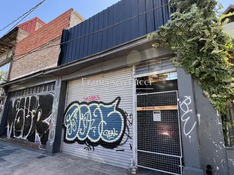 Galpón en venta/alquiler en Ituzaingó