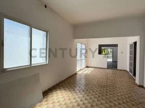 Casa en Venta en Los Hornos, USD 78.000
