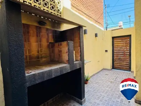 Depto Tipo Casa en Venta 40 años