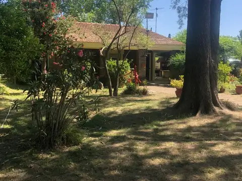 Venta de Lote con Casa en Moreno - Fco. Alvarez
