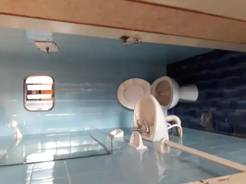 DUPLEX DE 3 AMB CON PARQUE. QUINCHO Y ENTRADA DE AUTO