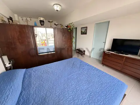 Av. Angel Gallardo 1000, Piso 13