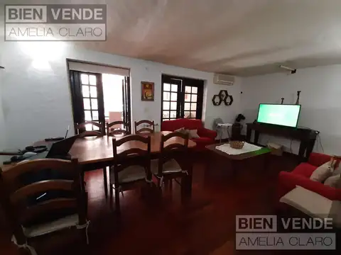 ALQUILER CASA EN LOMAS DE SAN ISIDRO | GRAN JARDÍN QUINCHO Y PILETA | 850m2 | GARAGE PARA 4 AUTOS