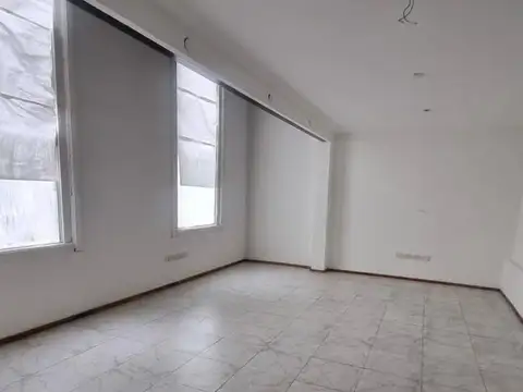 Local en Alquiler en Martín, $ 1.100.000