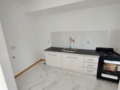 VENTA - Amplio Duplex a estrenar 3 ambientes independiente - Monte Grande - APTO CREDITO