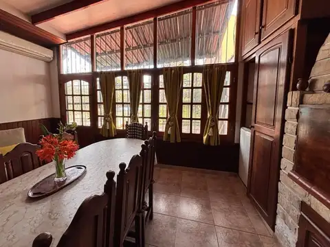 Casa en venta, apta varios destinos. La Plata