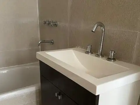 Departamento a estrenar de 4 ambientes  Lomas de Zamora Oeste