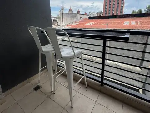 MONOAMBIENTE AMOBLADO EN ALQUILER - VIRGEN DE LA MERCED 1era CUADRA - B°NORTE