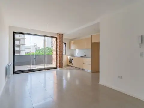 VENTA 2 AMBIENTES CON TERRAZA PATIO 50M2 DEL MAR