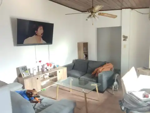 Depto Tipo Casa en Alquiler de 3 ambientes
