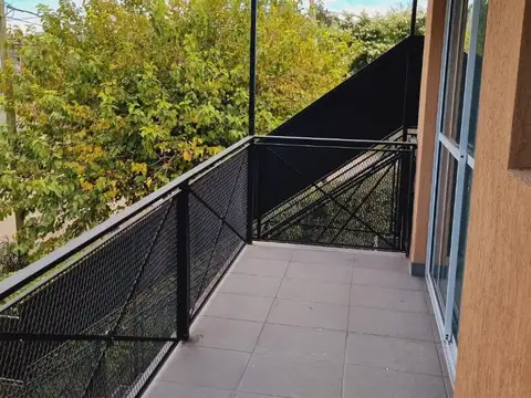 Departamento en Alquiler en Villa Luzuriaga, $ 500.000