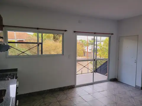Departamento en Alquiler con 1 cocheras