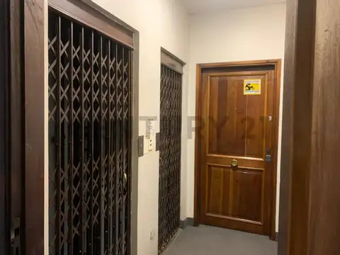 Paraguay 1200, Piso 10