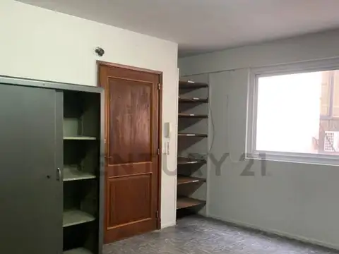 Oficina en Venta en Tribunales, USD 28.000