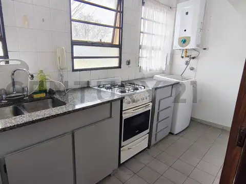Departamento 5 ambientes con 1 baño