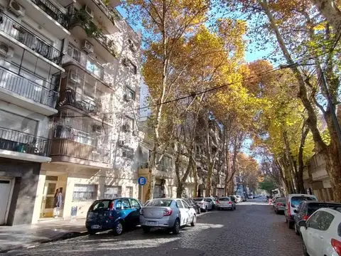 Nicolás Repetto 200, Piso 1