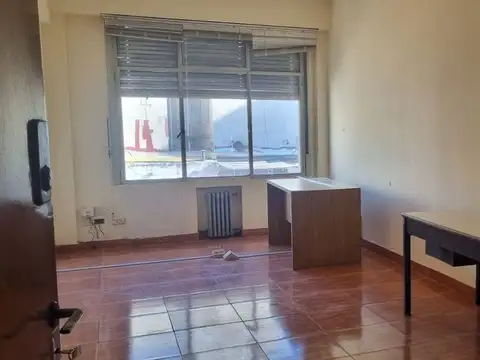 Venta oficina piso alto  SanTelmo