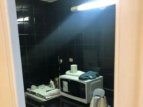 Oficina 2 ambientes con 1 baño