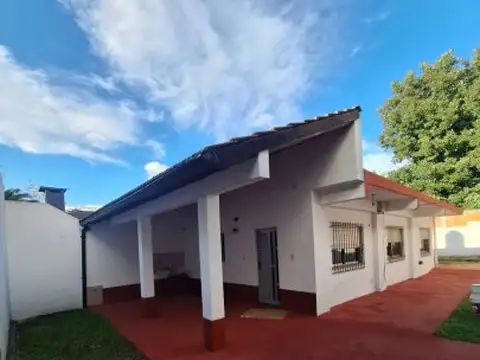 ALQUILER CASA EN PH 3 AMB. FONDO CON PATIOS VILLA LUZURIAGA