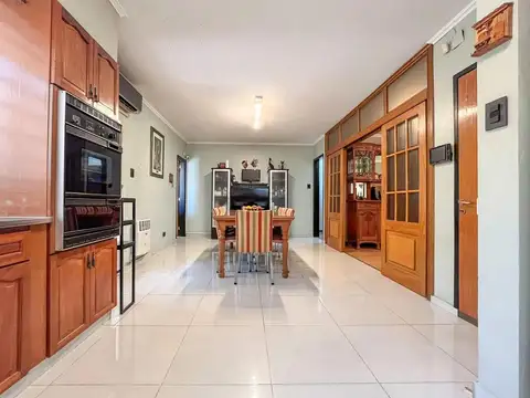 Casa 3 dorm. con quincho y parrillero